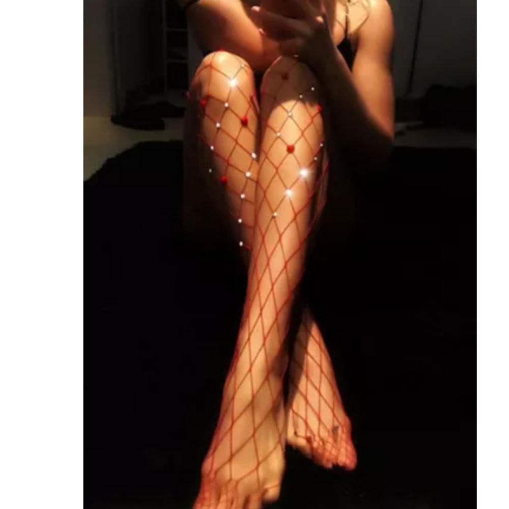 🌼New boutique Heart & Rhinestone fishnet stockings - Picture 4 of 5